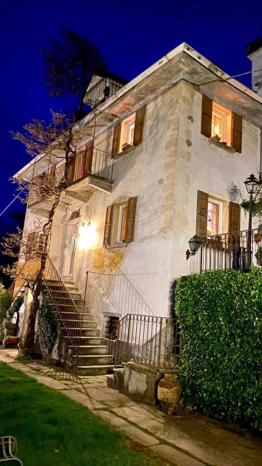 B&B Villa Moro - Family House โดโมดอสโซลา ภายนอก รูปภาพ