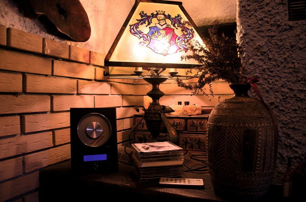 B&B Villa Moro - Family House โดโมดอสโซลา ภายนอก รูปภาพ